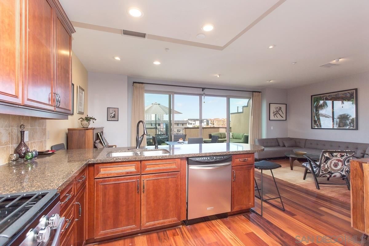 bba6e2a2ca13e919270d2b92c84bfa35-full